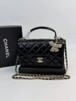⁦●حقيبة شانيل ميني Chanel Mini Flap Bag with Top Handle⁩ - الصورة ⁦2⁩