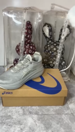 ⁦Asics Gel-Nimbus 27⁩ - الصورة ⁦2⁩