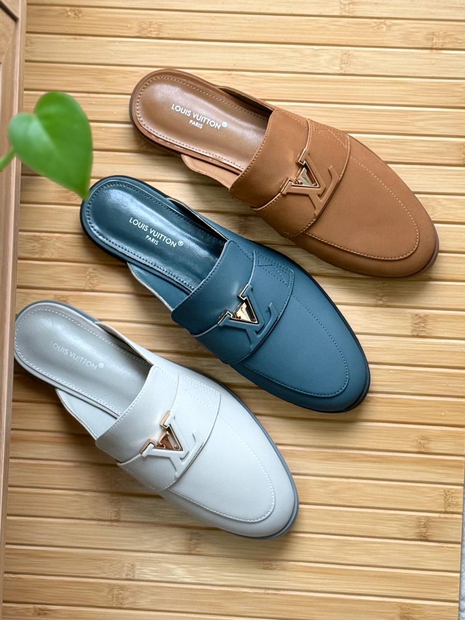 حذاء لوفر حذاء لوفر كلاسيكي أنيق -أجمل التصاميم لاطلالة كل يوم. - الصورة 1