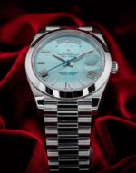 ⁦Rolex Day-Date Ice Blue Roman Dial Smooth Bezel Watch - كوبي ماستر جودة عالية.⁩ - الصورة ⁦3⁩