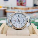 Rolex Sky Dweller White Dial Watch - كوبي ماستر بجودة عالية.